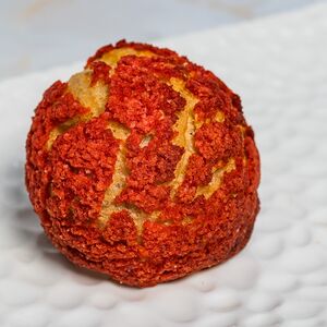 Пирожное Шу ягодный