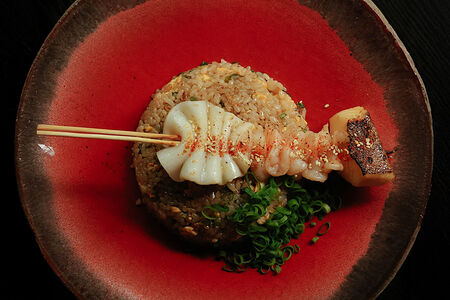 Жареный рис с морепродуктами