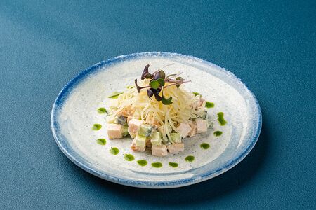 Куриное филе со свежим огурцом