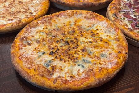 Пицца 4 сыра