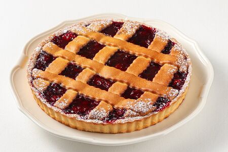 Кростата с вишней