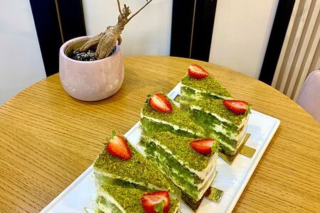 Пирожное шпинатное 