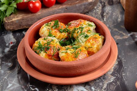 Запеченные шампиньоны с сыром Сулугуни