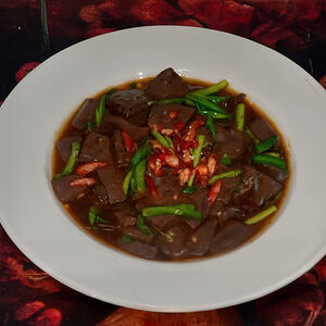 Утиная кровь с фунчозой