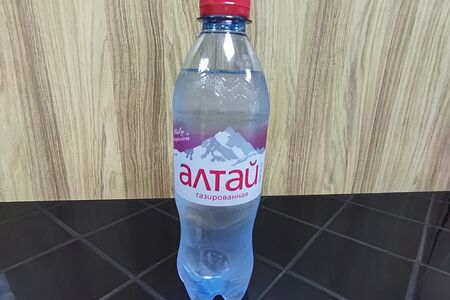 Вода газированная Алтай