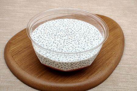 Пудинг Чиа & Клубника