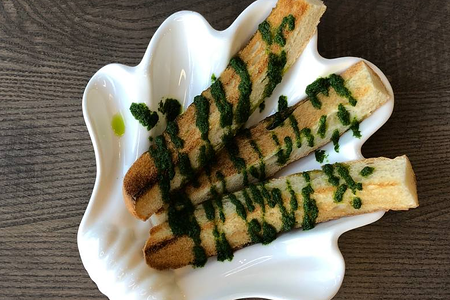 Хрустящий багет с зеленым маслом 70г с собой