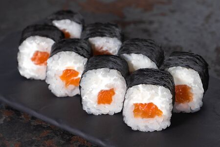 Ролл Сливочный лосось