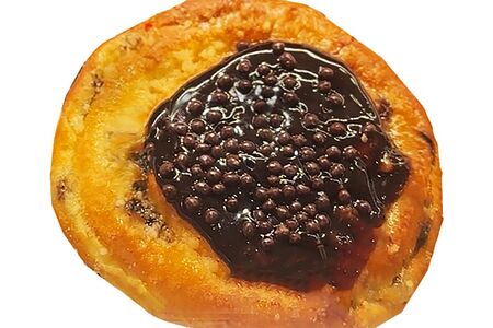 Витушка сдобная с изюмом и шоколадом