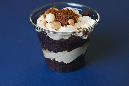 Трайфл Сникерс