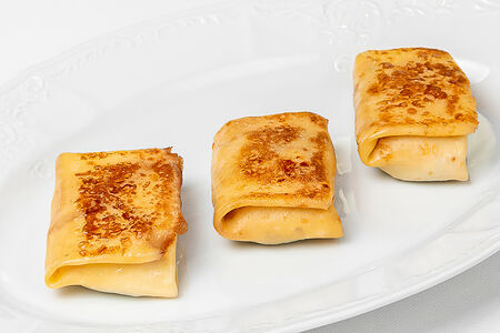 Блинчики с ягненком и жареным луком