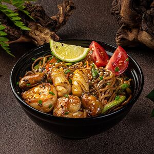 Соба с морепродуктами