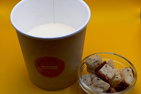 Сырный крем-суп с гренками