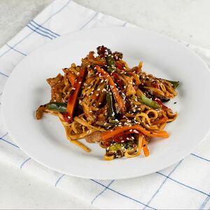 Удон со свининой