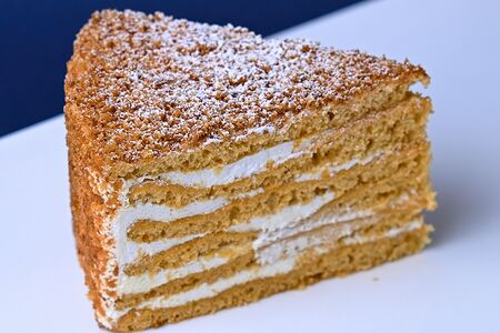 Торт Медовик со сметанным кремом