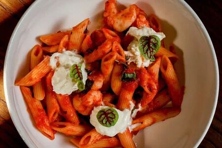 Аррабиата  с креветками