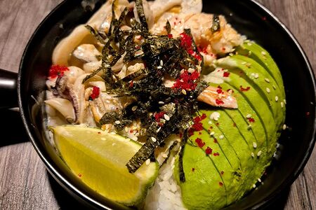 Поке с морепродуктами