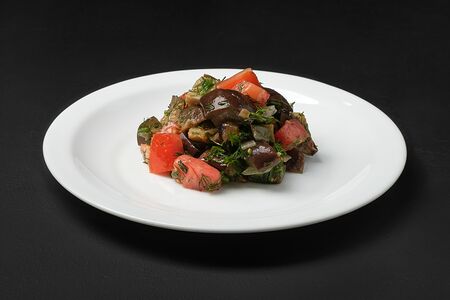 Салат с баклажанами и томатами