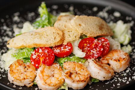 Цезарь с креветками