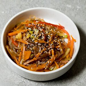 Wok с фунчозой