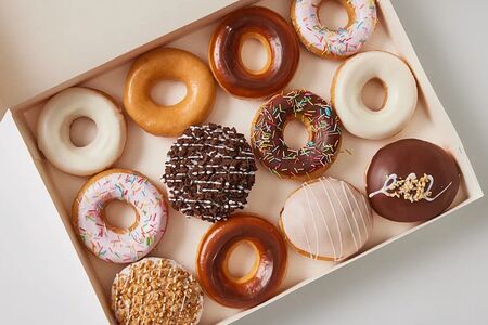 Набор из 12 пончиков