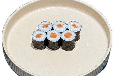 Ролл с лососем