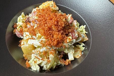 Салат Охотничий с колбасками и копченым майонезом