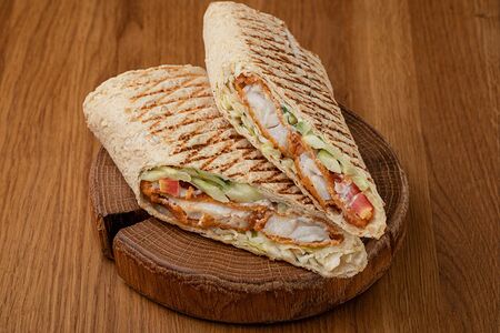 Шаверма с минтаем в лаваше