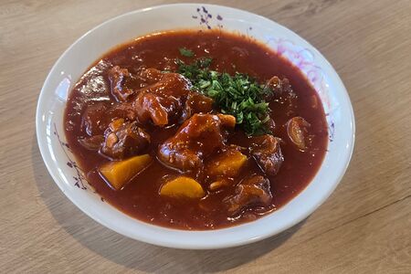 Гуляш из говядины