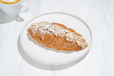 Круассан Миндальный