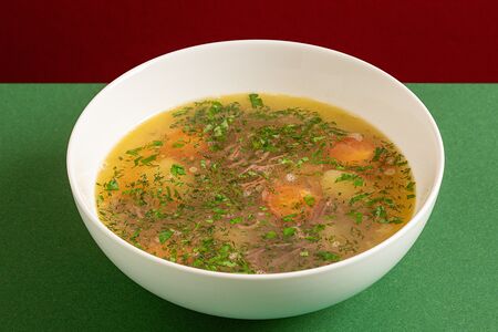 Суп с чечевицей и рваным мясом