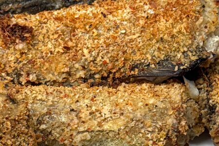 Минтай в сухарях