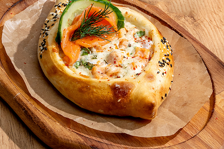 Хачапури с лососем чкмерули