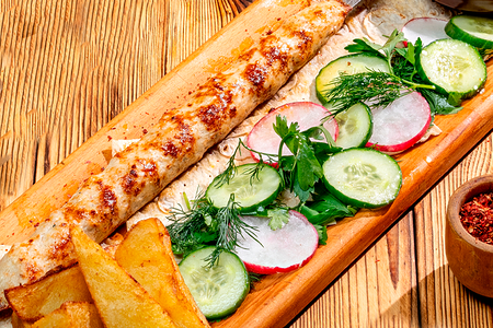 Кебаб из цыпленка с сулугуни