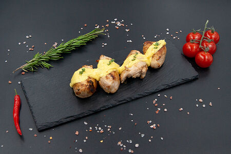 Куриные медальоны в соусе карри