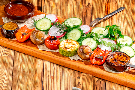 Овощной шашлык