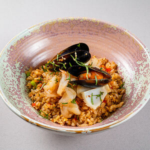 Жареный рис с морепродуктами