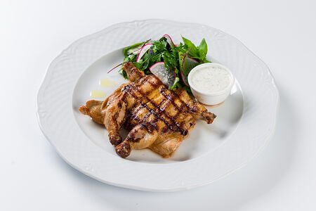 Цыпленок Пиканте с салатом