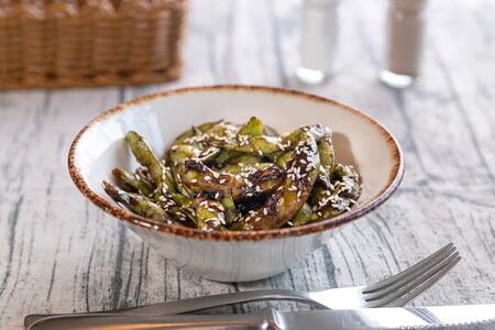 Жареные бобы эдомаме