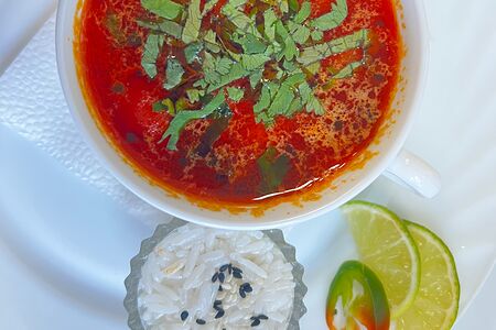 Том ям с курицей 