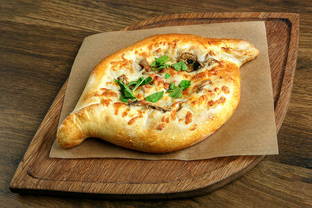 Аджарули с грибами и курицей