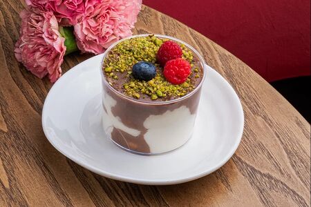 Трайфл Профитрольный