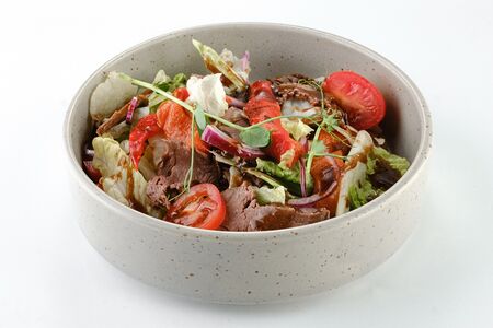 Салат с ростбифом и печеным перцем 