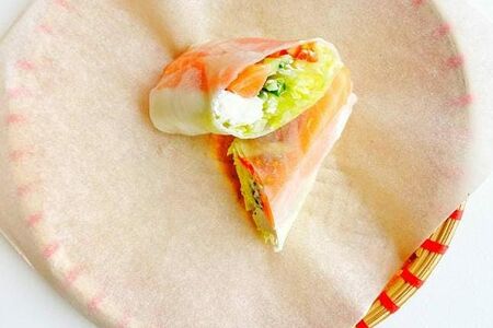 Нем куон с лососем и творожным сыром