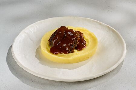 Говяжьи щечки