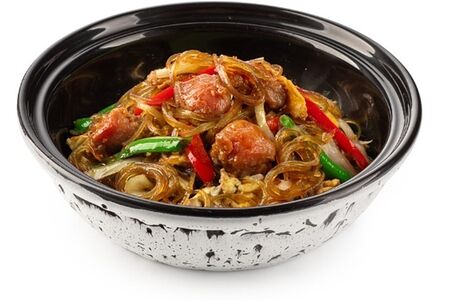 Стеклянная лапша с курицей в тайском соусе