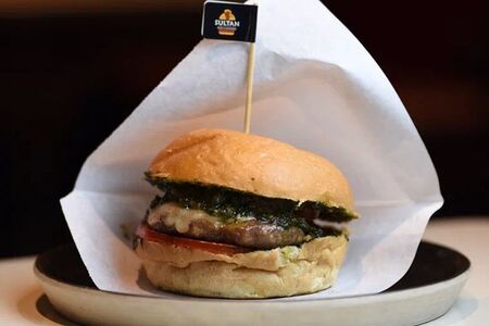 Песто-бургер халяль