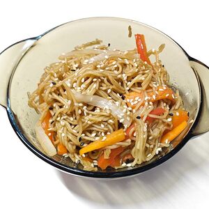 Вок Яичный с курицей в терияки