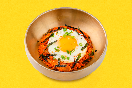 Вок с рисом и кимчи