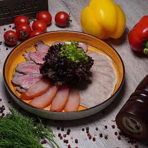 Мясная тарелка